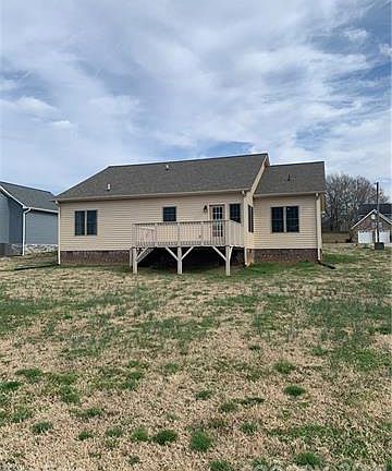 4th image of 1524 Alex Dr