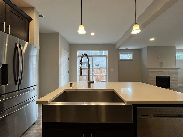 1066 S 29th Blvd — Photo 12