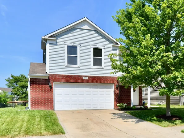 2016 Morning Light Ln, Greenwood, IN 46143