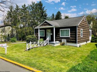 138 Hoffman Ave, Morgantown, WV 26505