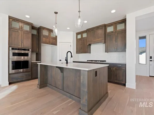 11334 S Corballis Ln, Kuna, ID 83634