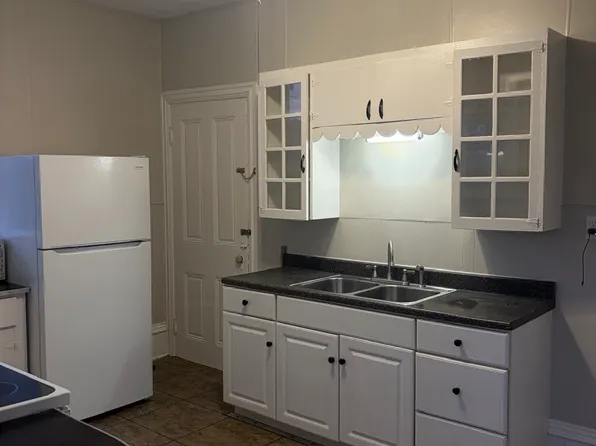 204 Walnut St #3, Newport, PA 17074