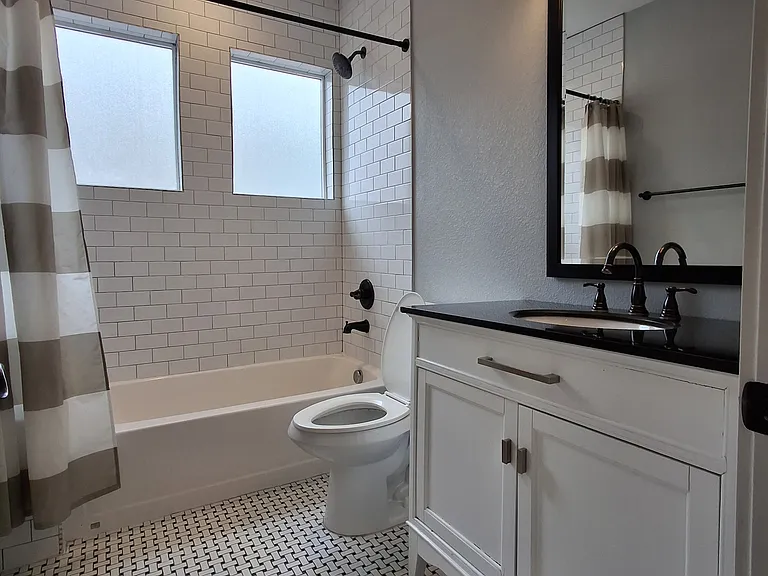 1349 Fillmore St — Photo 11