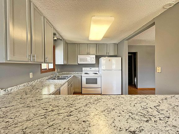 3rd image of 4463 Cinnamon Ridge Cir