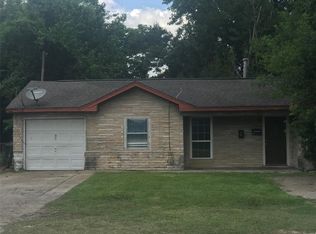 825 Dunkley Dr, Houston, TX 77076