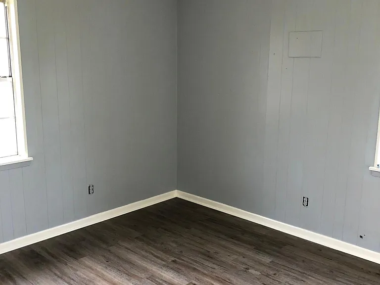 719 Circle Dr — Photo 3