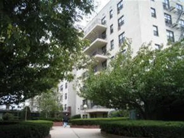 3855 Shore Parkway image 1 of 6