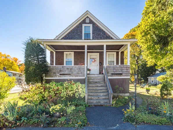 35 Guild Rd, Framingham, MA 01702