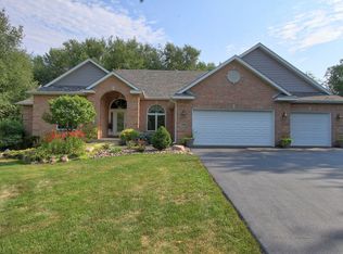 1309 Superior Ave, Spring Grove, IL 60081