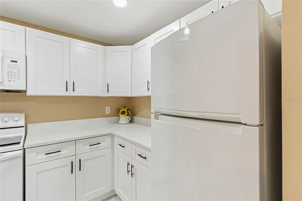 2 bed, 2.0 bath, 897 sqft, $1,500 — Photo 4