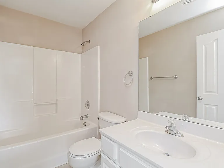 2865 Island Point Dr NW — Photo 15