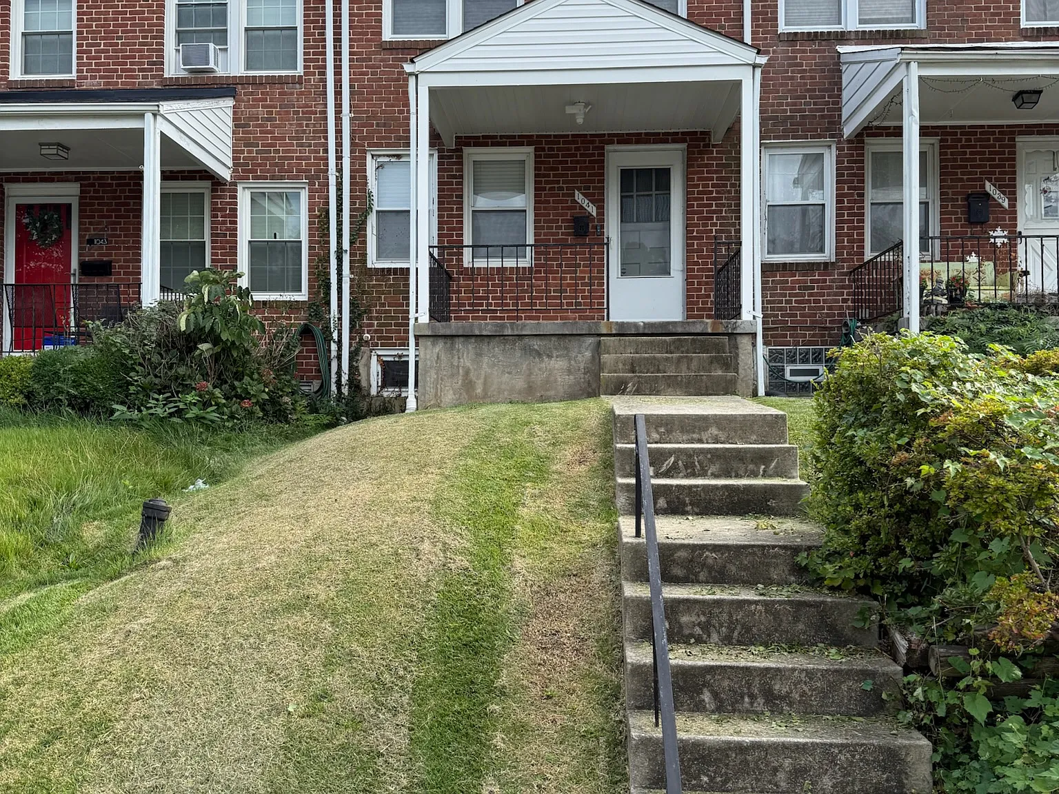 1041 Elm Rd — Photo 1