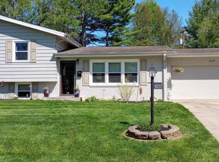 4217 Ridgeway Ave, Columbus, IN 47203