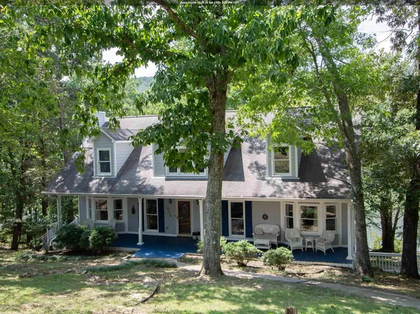 6170 Lakeside Dr, Pinson, AL 35126