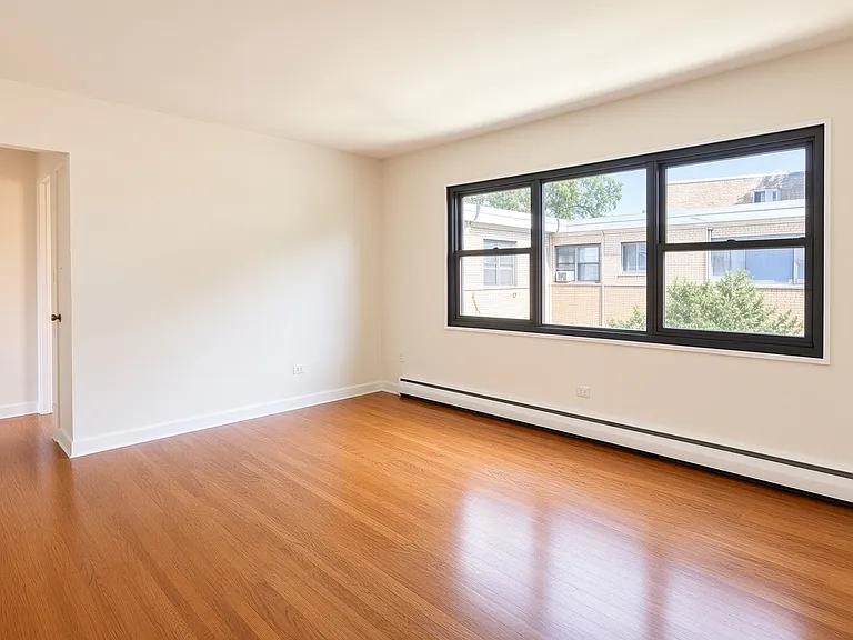 6509 N Winchester Ave #2W — Photo 2