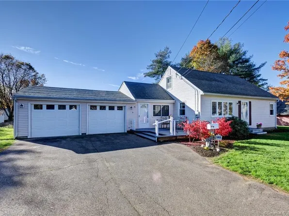 3 Stanley Drive, Enfield, CT 06082
