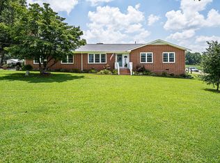 2526 Warrenton Rd, Henderson, NC 27537