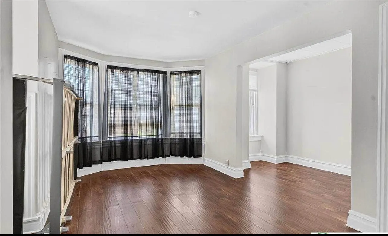 1 bed, 1900 sqft, $1,400 — Photo 2