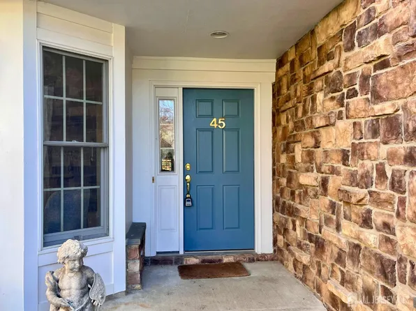 45 Hedge Row Rd, Princeton, NJ 08540