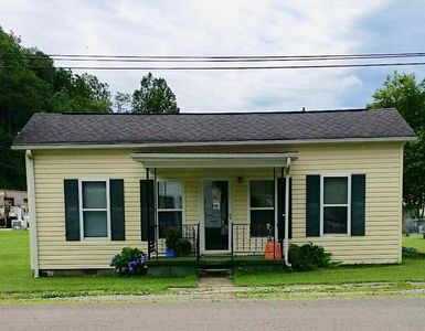 11 Maple St, Webster Springs, WV, 26288