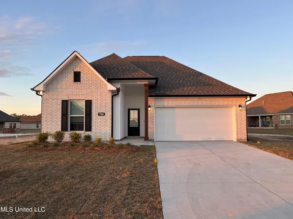 7204 Pencarrow Cir, Ocean Springs, MS 39564