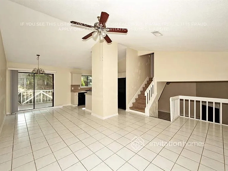 1141 Heritage Glen Dr — Photo 4