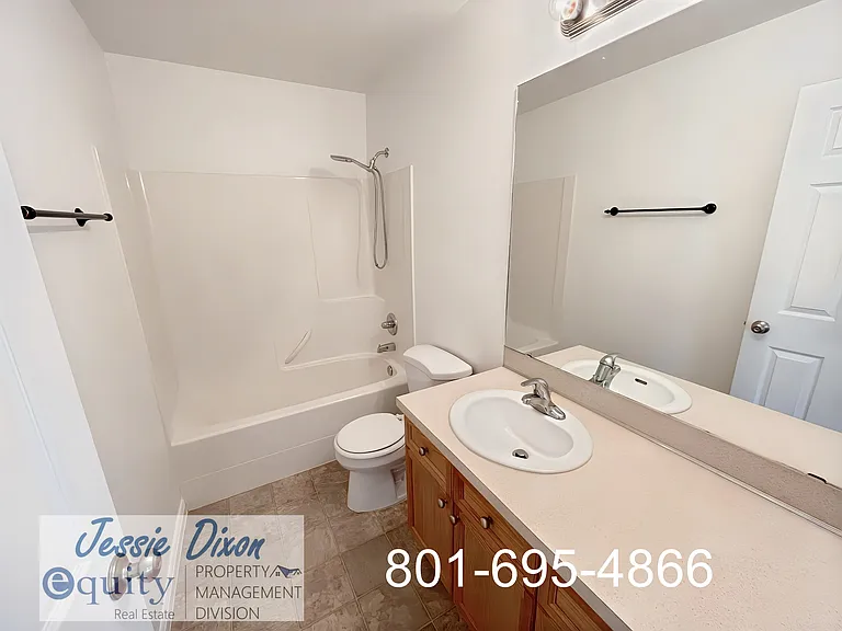 2359 N 275 E — Photo 10