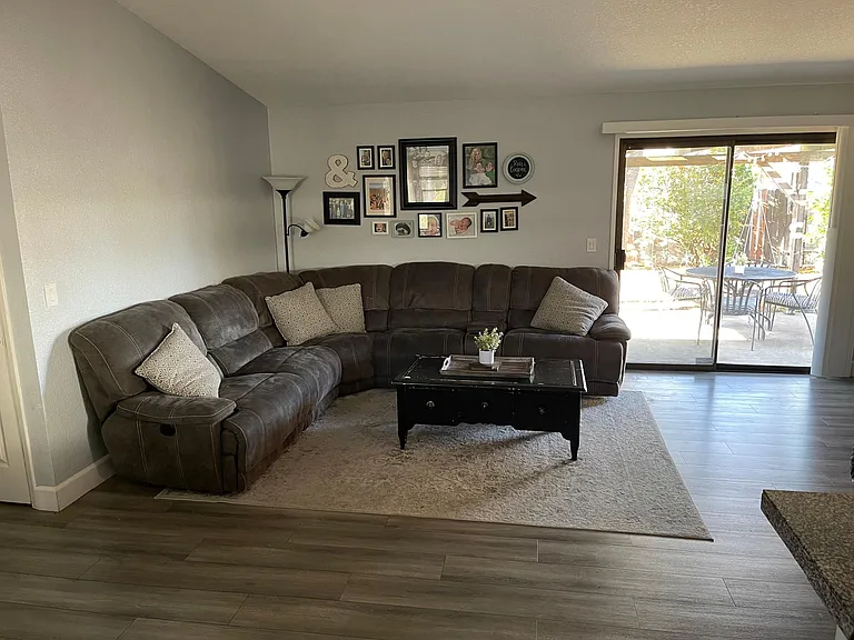 1251 Crescendo Dr — Photo 10