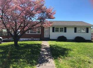 1520 Longview Ave, Salem, VA 24153