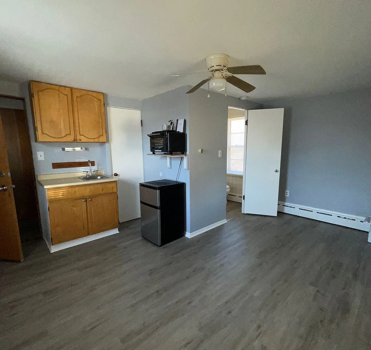 Studio, 650 sqft, $950 — Photo 3
