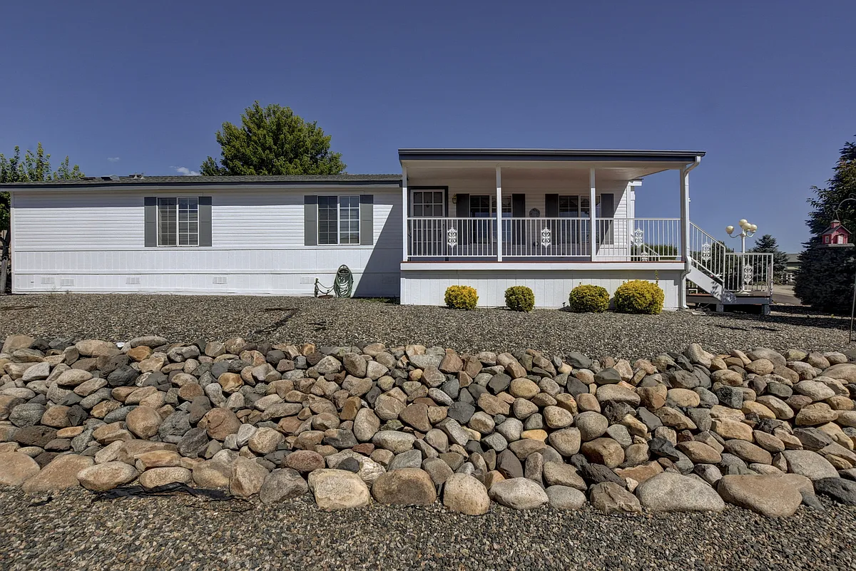 Building Photo - 2924 Kendra Dr