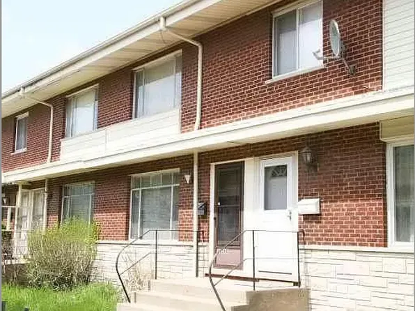 9056 Niles Center Rd #A, Skokie, IL 60076