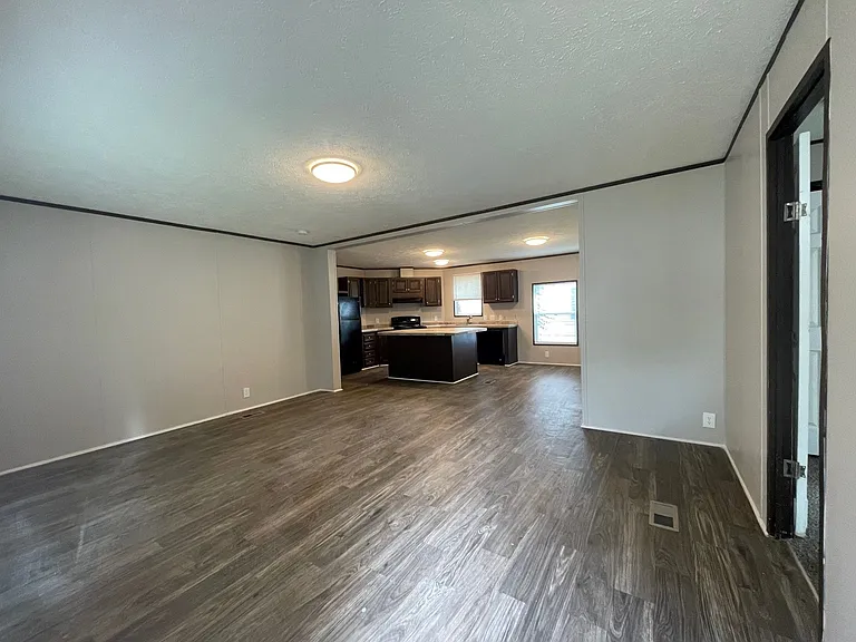 Evergreen Estates — Photo 9
