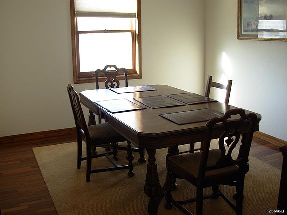 4th image of 10 Cottonwood Ct