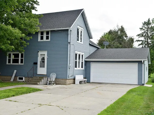 106 E Vernon St, Stacyville, IA 50476