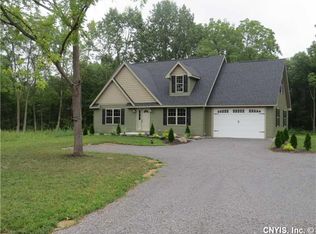 7358 Buckley Rd, Syracuse, NY 13212