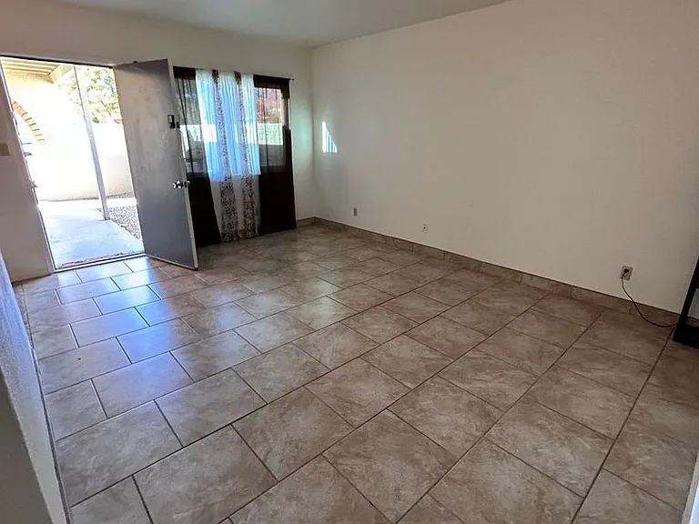 1132 Paseo Juanita #D — Photo 20