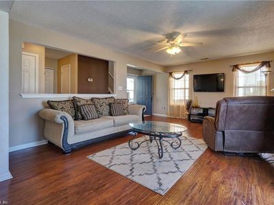 808 Walnut Park Dr, Suffolk, VA, 23434