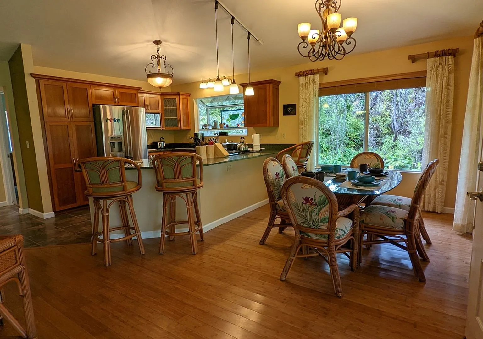 Fully furnished 2BR 2bath House in Volcano — Photo 4