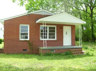 102 S Rochelle Blvd, Kinston, NC 28501