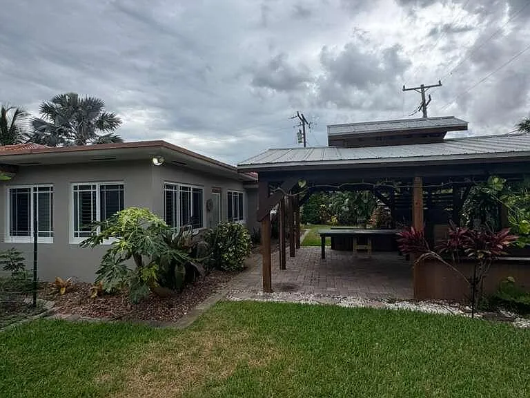 1140 Morse Blvd — Photo 34