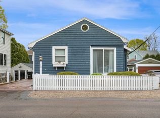 13 Roosevelt Ave, Marblehead, MA 01945