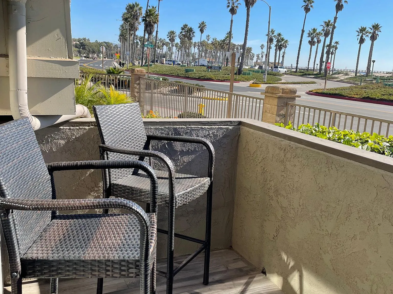E Surfside Dr, Port Hueneme — Photo 3