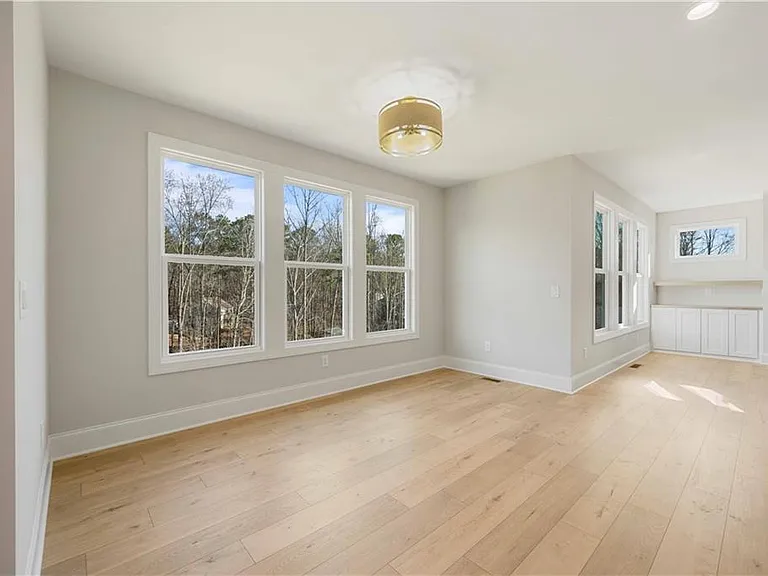 126 Spaulding Ln — Photo 17