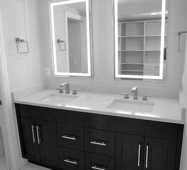 2/3 BEDROOM MASTER DOUBLE VANITY BATH, WITH BACK LIGHTING AND WHITE GRANITE