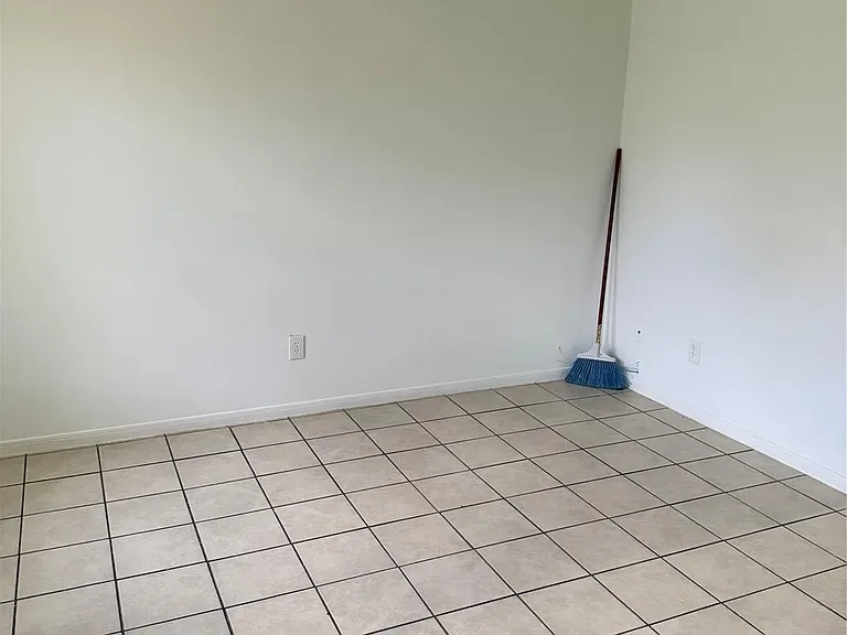 2126 Hadden Hollow Dr — Photo 10