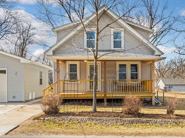 413 Warner Ave S, Willernie, MN 55090