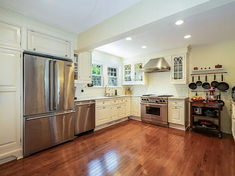 19 Hamilton Rd — Photo 7