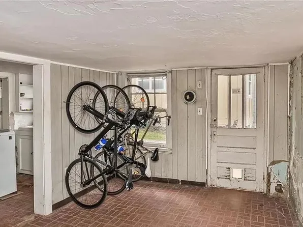 80 Allen St, Asheville, NC 28806