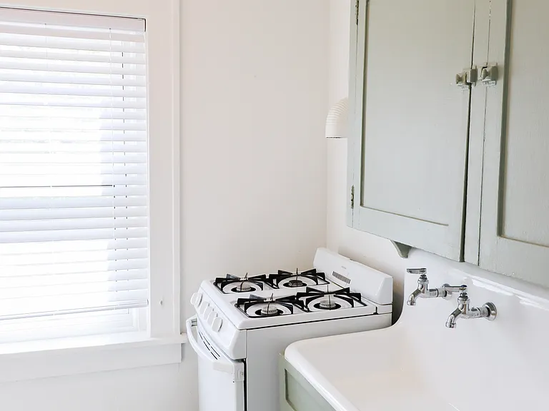 155 W Mountain Ave #128-4 — Photo 5